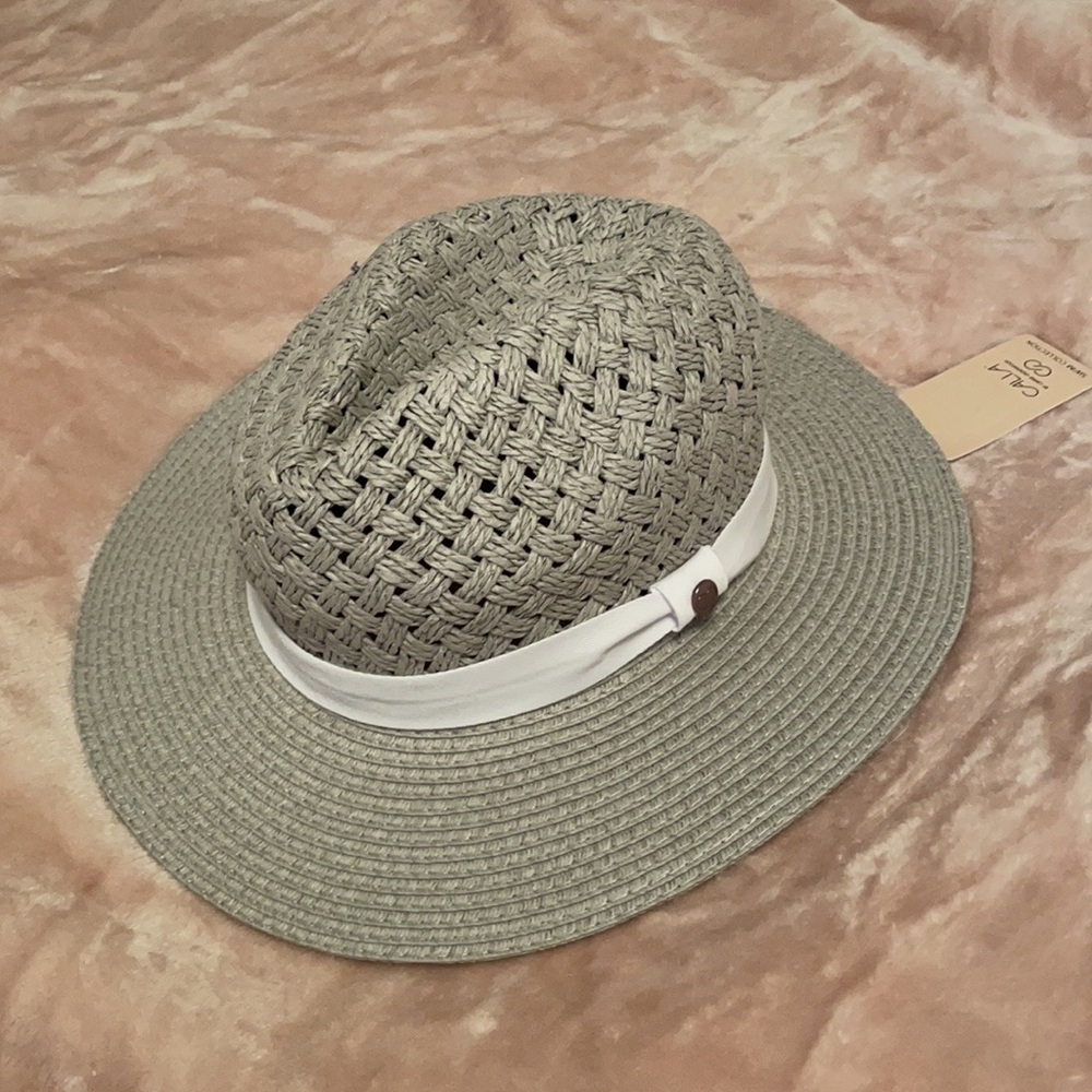 Calia by carrie Underwood hat NWT
